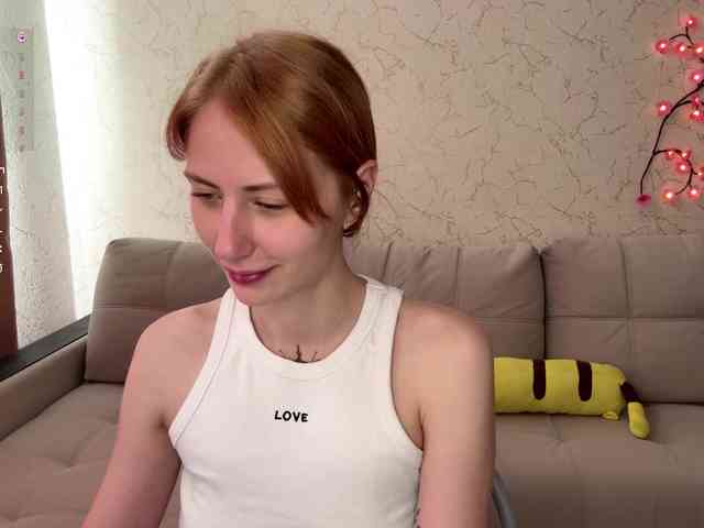 BlondyBun webcam