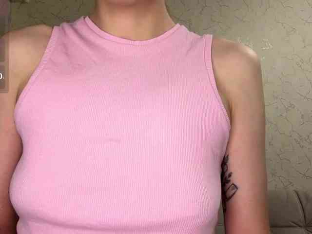 BlondyBun webcam