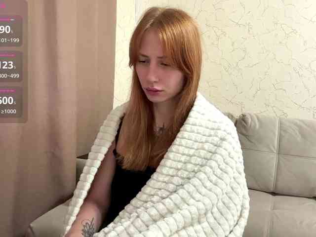 BlondyBun webcam