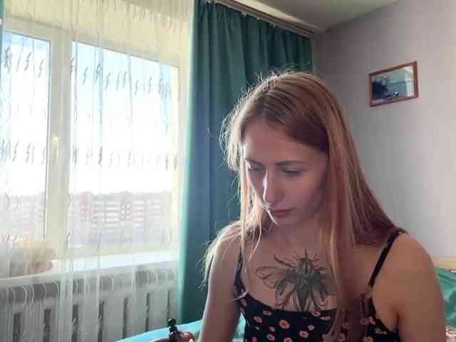 BlondyBun webcam
