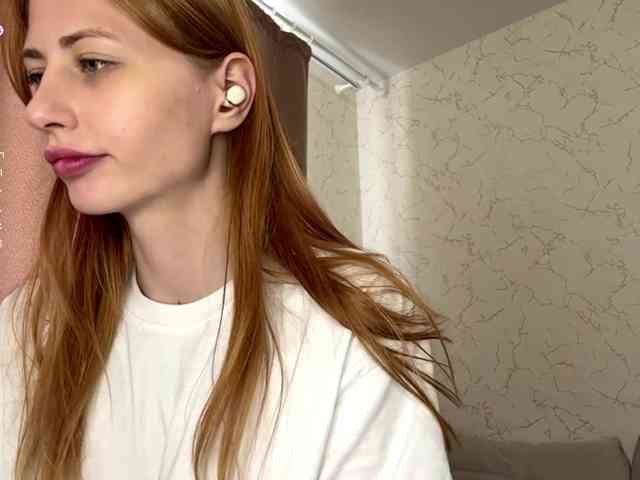 BlondyBun webcam