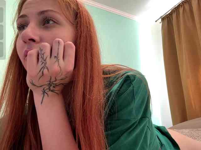 BlondyBun webcam