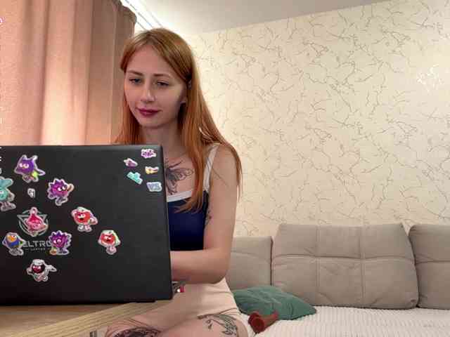 blondybun's live room