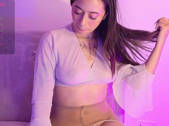 ElectraRhodes live cam on BongaCams