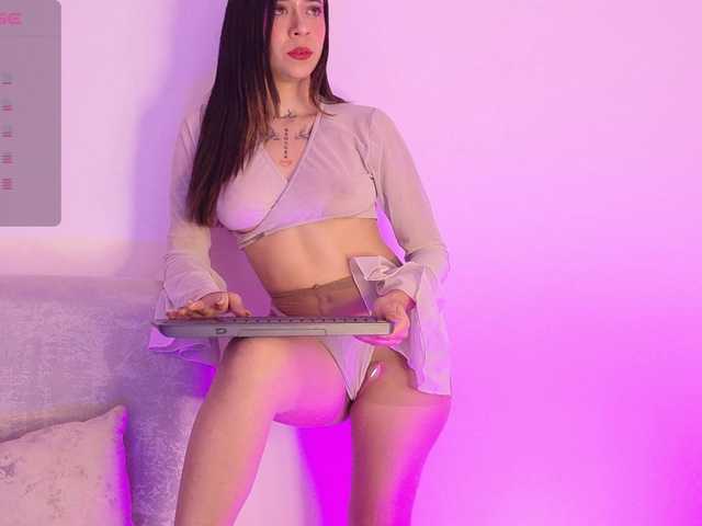 ElectraRhodes live cam on BongaCams