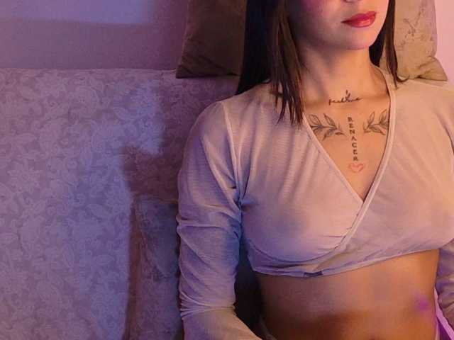 ElectraRhodes live cam on BongaCams