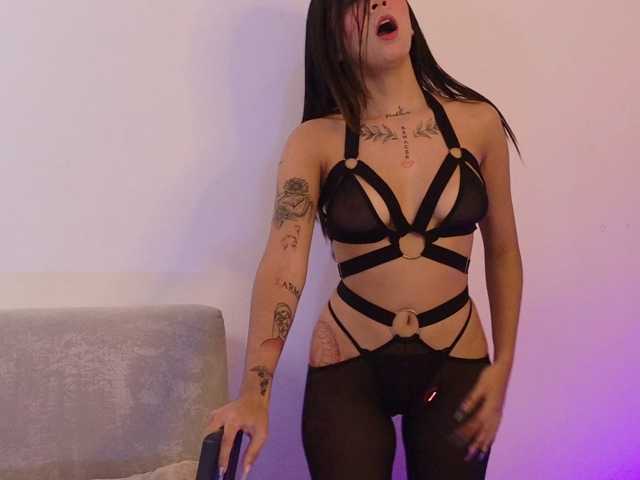 ElectraRhodes live cam on BongaCams