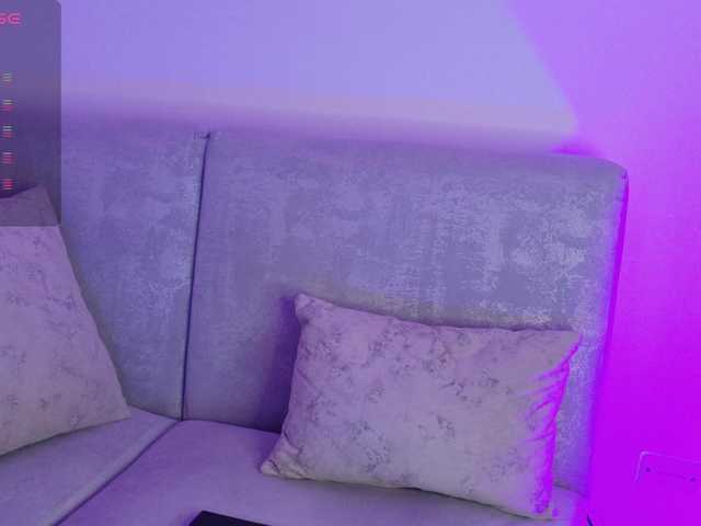 ElectraRhodes live cam on BongaCams