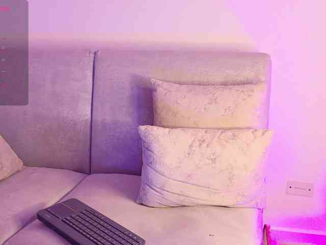 ElectraRhodes webcam