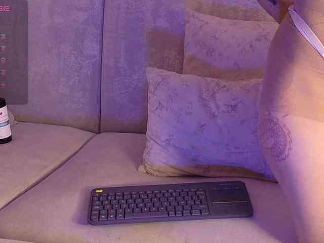 ElectraRhodes webcam