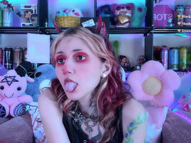 Devil-Baby live cam on BongaCams