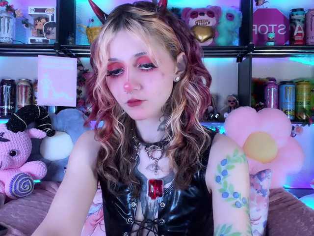Devil-Baby live cam on BongaCams