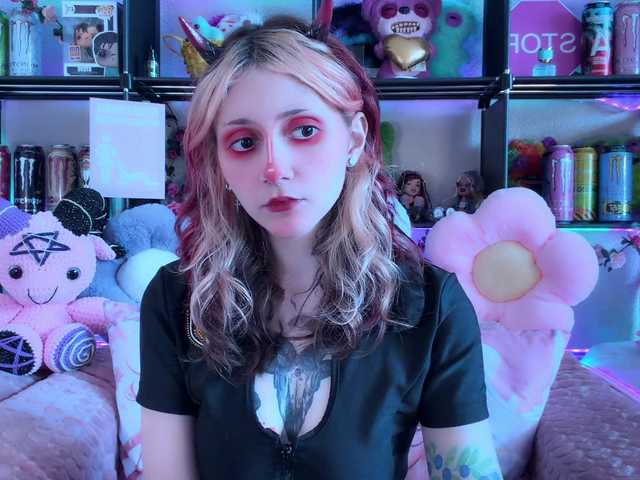 Devil-Baby live cam on BongaCams