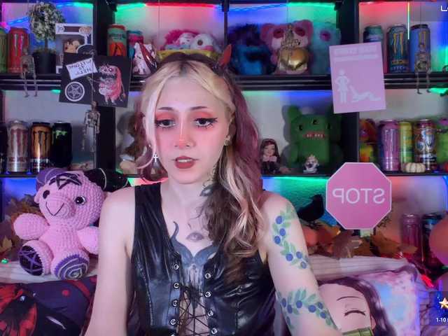 Devil-Baby — live female cam