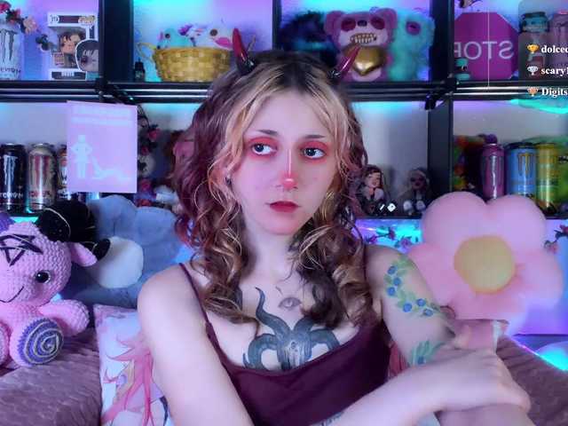 devil-baby cam belle