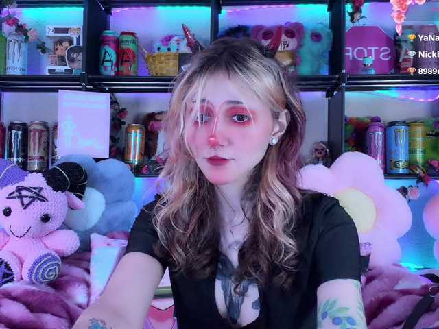 Devil-Baby live webcam show