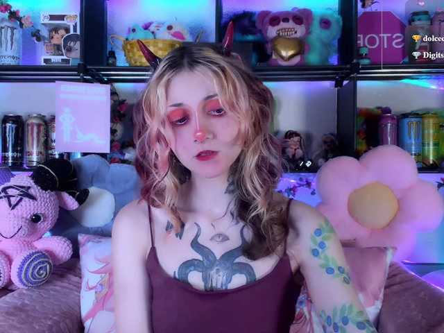 devil-baby cam belle