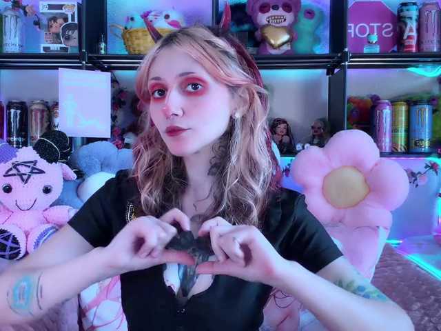 Devil-Baby live cam on BongaCams