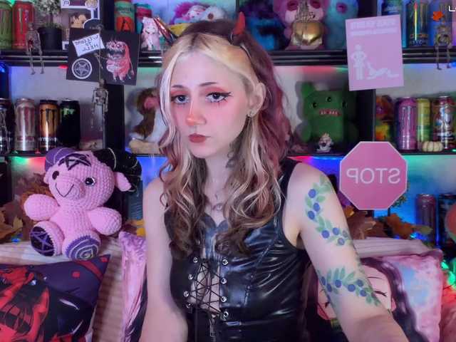 Devil-Baby live cam on BongaCams