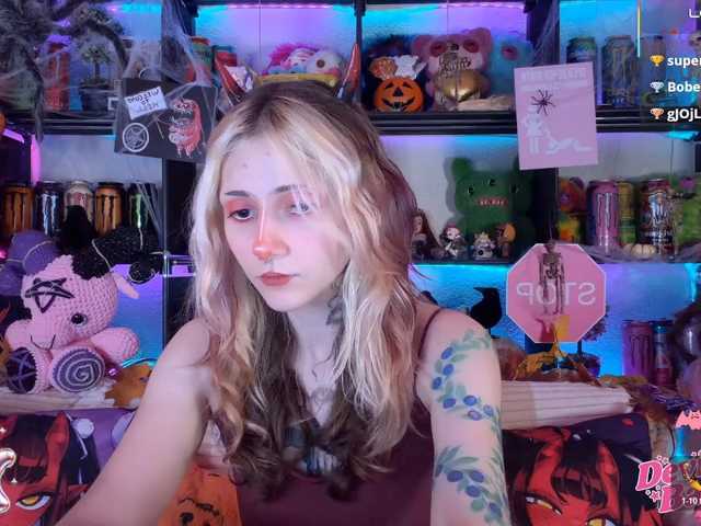 Devil-Baby live cam on BongaCams