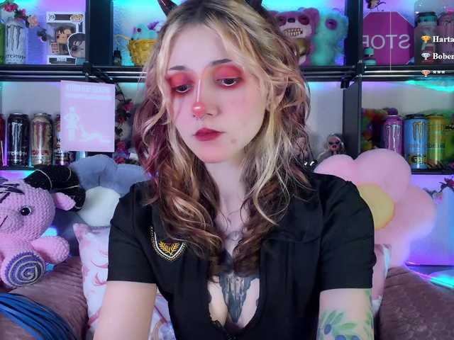 Devil-Baby live cam on BongaCams