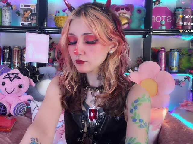 Devil-Baby live cam on BongaCams
