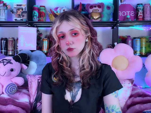 Devil-Baby live cam on BongaCams