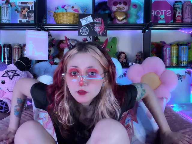 Devil-Baby live cam on BongaCams