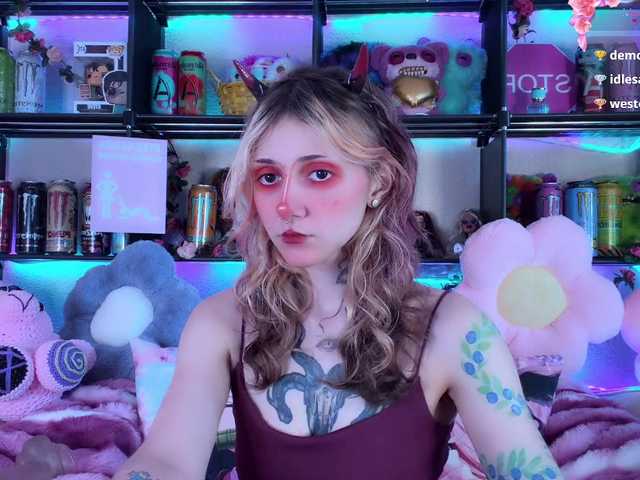 Devil-Baby live webcam show