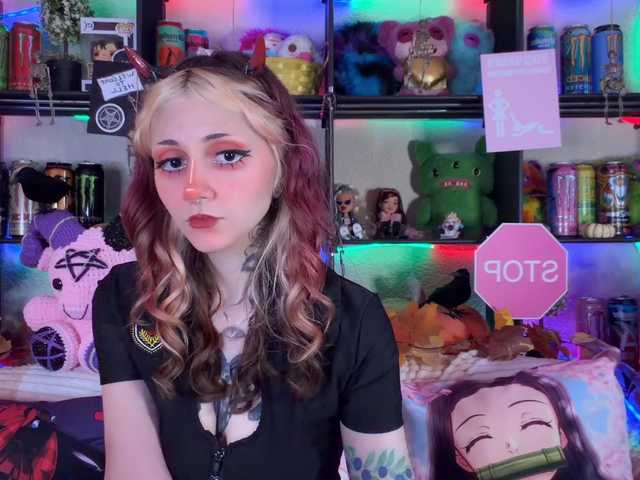 Devil-Baby live cam