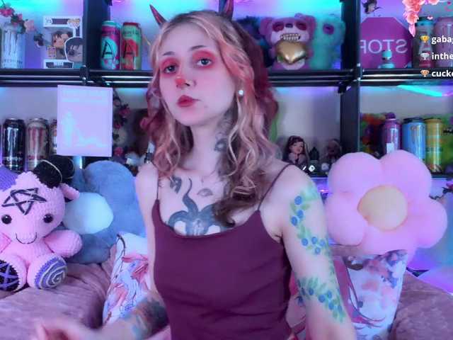 Devil-Baby live cam on BongaCams