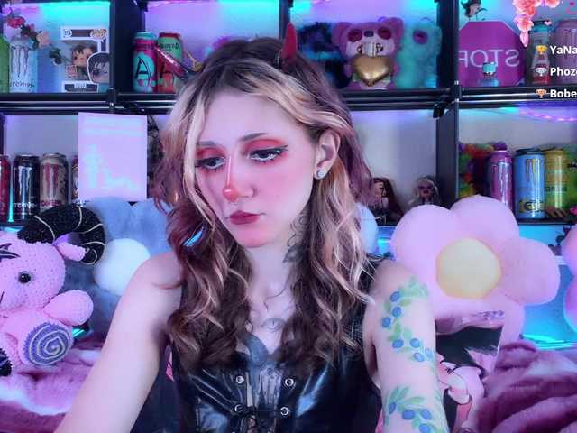 Devil-Baby live cam on BongaCams