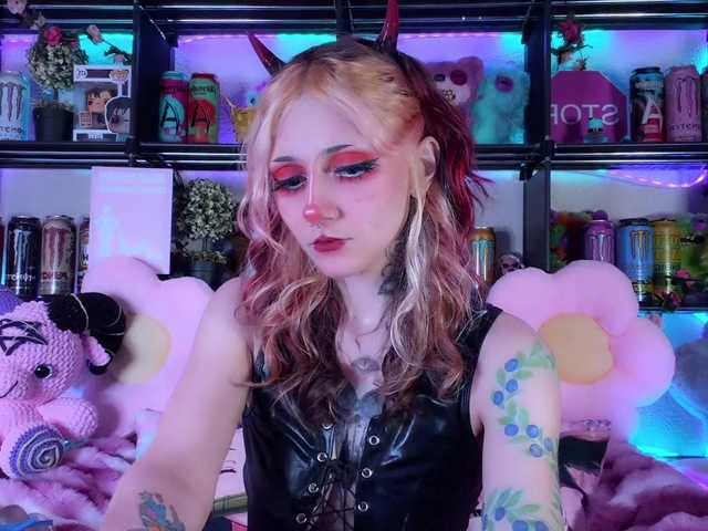 Devil-Baby live cam on BongaCams