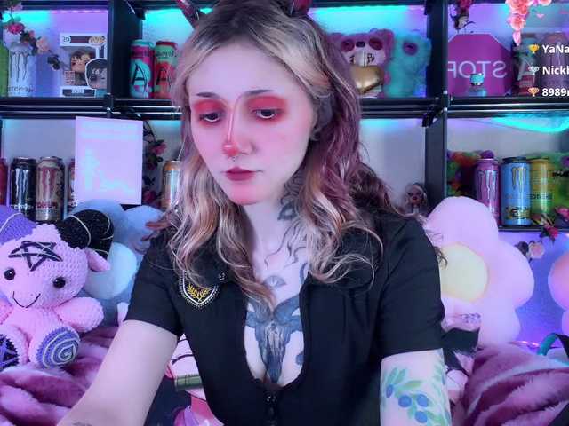 Devil-Baby live webcam show