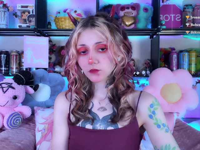 Devil-Baby live cam on BongaCams