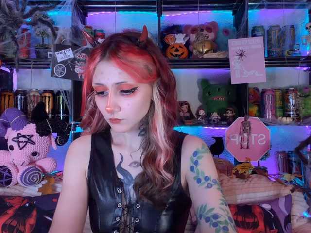 Devil-Baby live cam on BongaCams