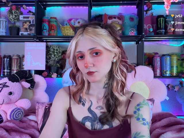 Devil-Baby live cam on BongaCams