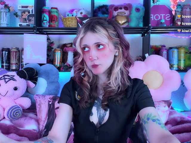 Devil-Baby live cam on BongaCams