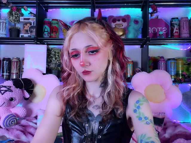 Devil-Baby live cam on BongaCams