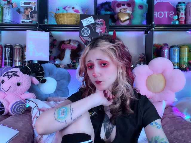 Devil-Baby live cam on BongaCams