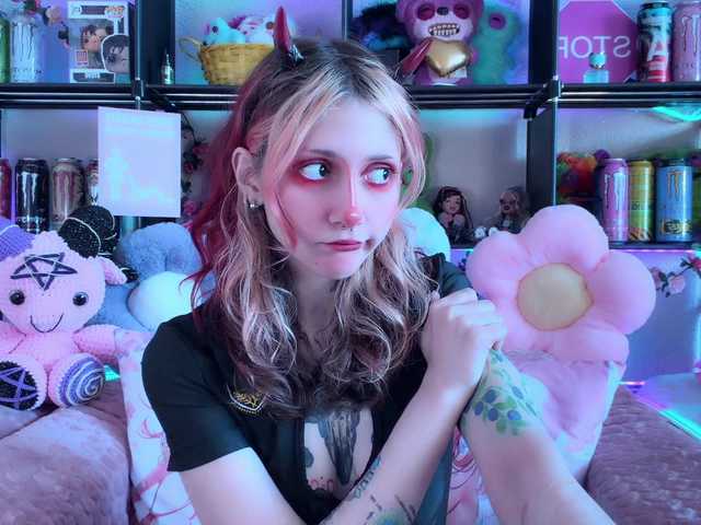 Devil-Baby live cam on BongaCams