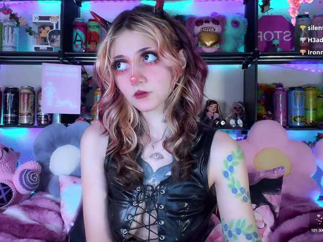 Devil-Baby live cam on BongaCams