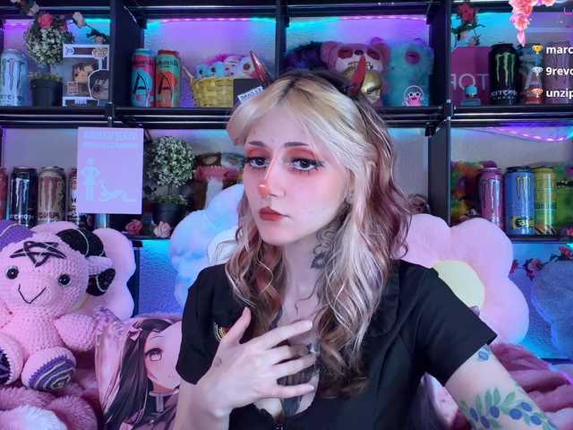 Devil-Baby live cam on BongaCams