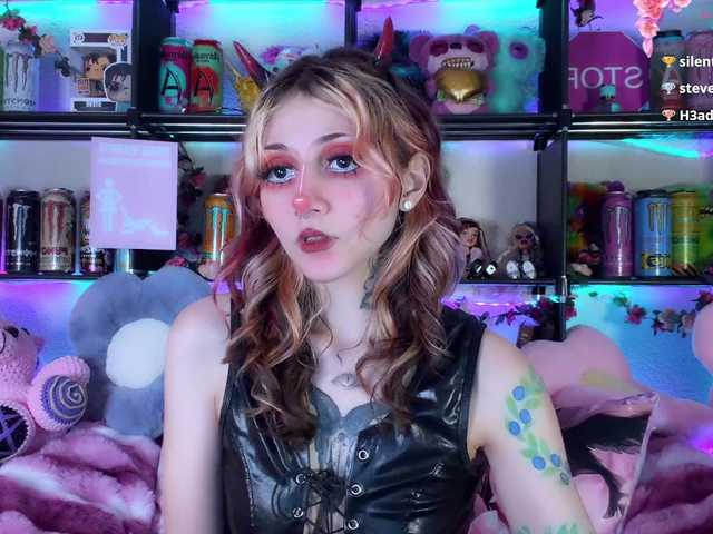 Devil-Baby live cam on BongaCams
