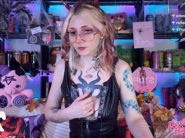 Devil-Baby live cam preview