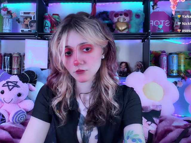Devil-Baby live webcam show