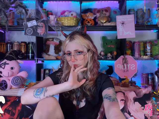 Devil-Baby, live now on BongaCams