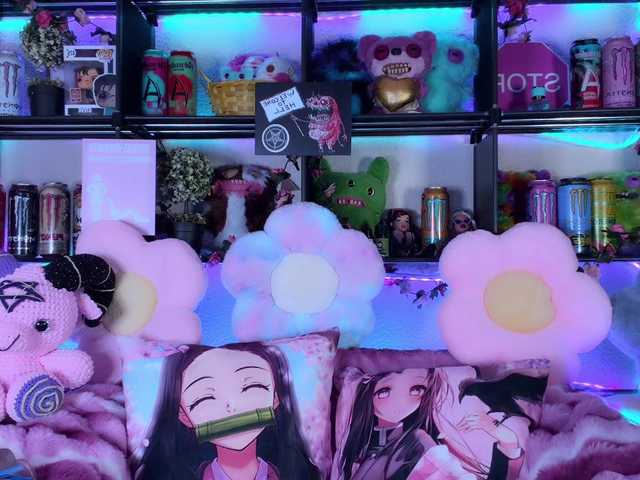 Devil-Baby live cam on BongaCams