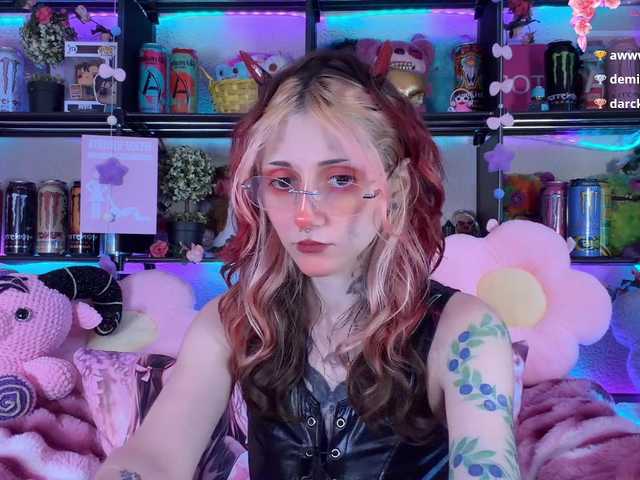 Devil-Baby live cam on BongaCams