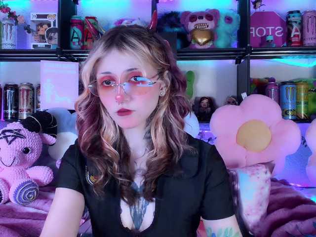 Devil-Baby live cam on BongaCams